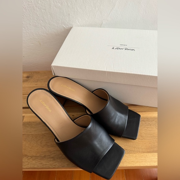 & Other Stories Heeled Leather Square Toe Mule Sandal in Black 37 EU / 6.5-7 US - Picture 3 of 6